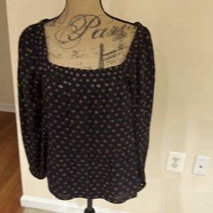 Cute Shiny Top for the Holidays